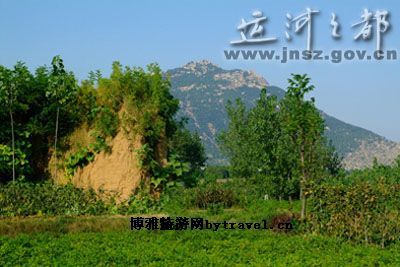A scenic view of Jining Zhuguo Gucheng
