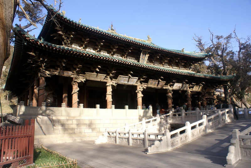 A scenic view of Jinzhong Jinci Miao Lingshi