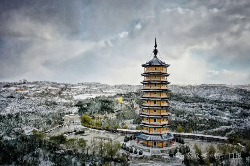 A scenic view of Jinzhong Liangjiatan Baiyun Temple