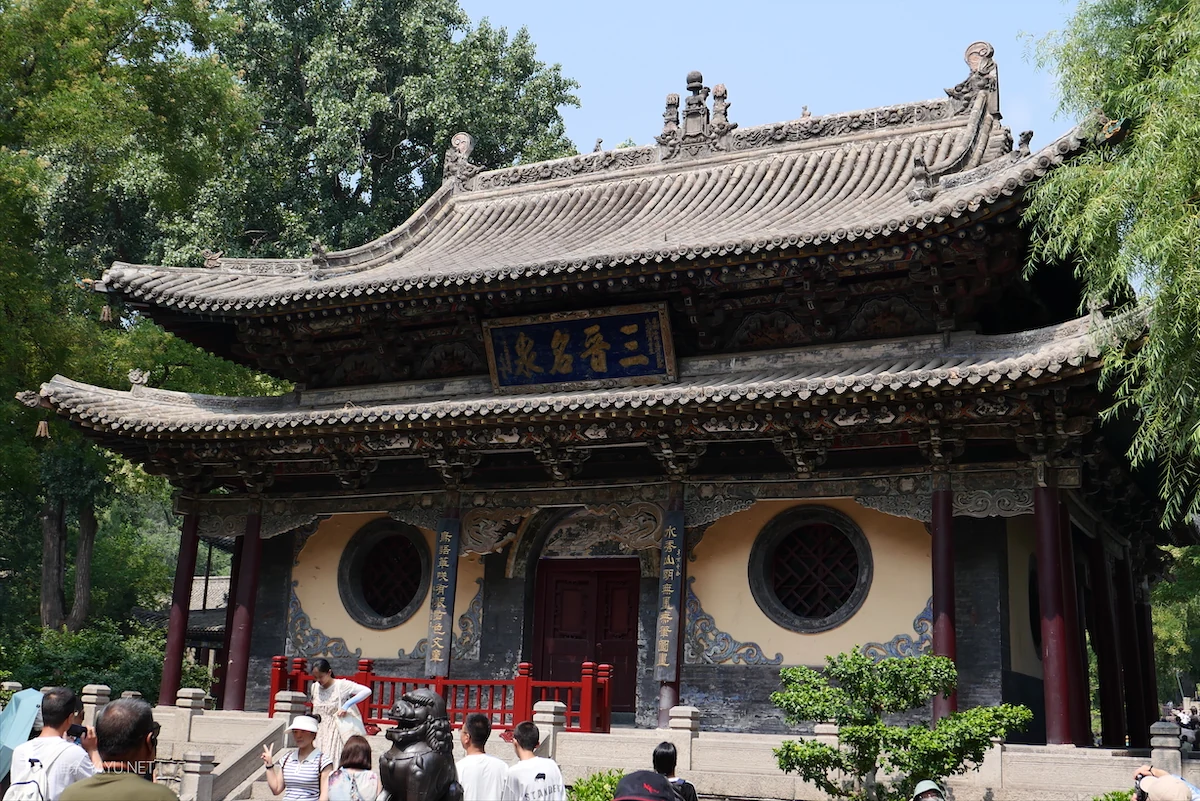 A scenic view of Jinzhong Liyinghou Miao