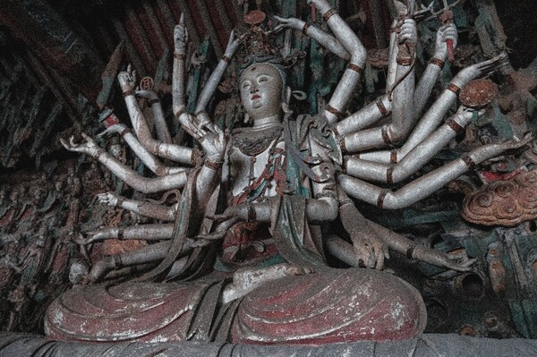 A scenic view of Jinzhong Shuanglin Temple