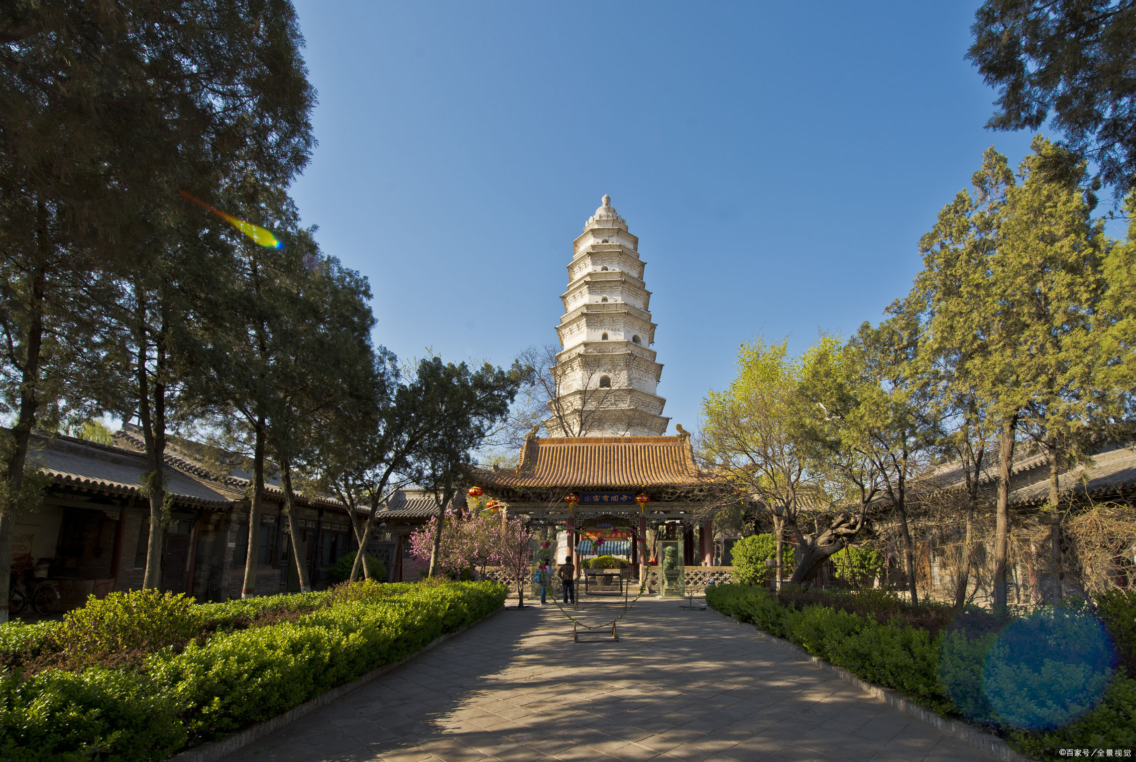 A scenic view of Jinzhong Wubian Temple