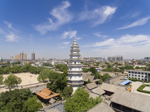 A scenic view of Jinzhong Wubian Temple