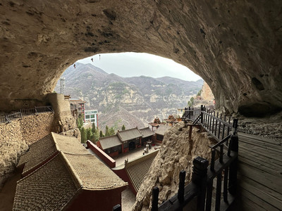 A scenic view of Jinzhong Yunfeng Temple Shifo Hall