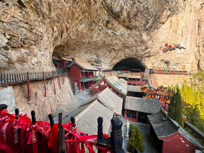 A scenic view of Jinzhong Yunfeng Temple Shifo Hall