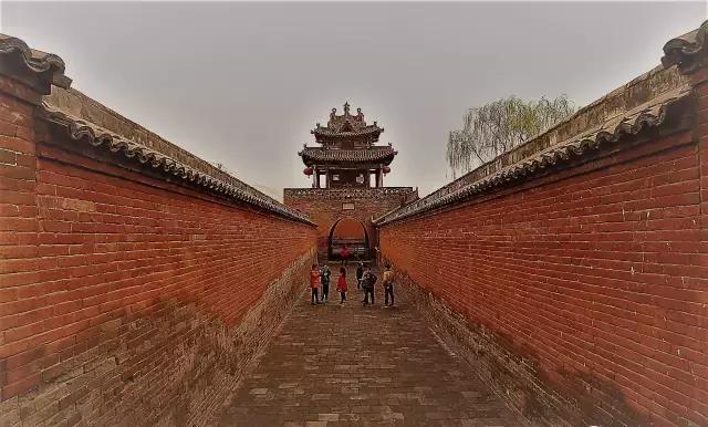 A scenic view of Jinzhong Zishou Temple