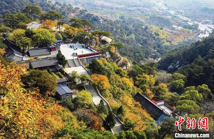 A scenic view of Jinzhou Yiwulushan Liaoling