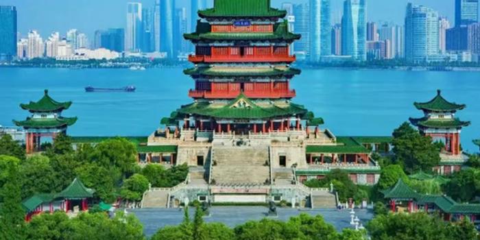 A scenic view of Jiujiang Dashengta