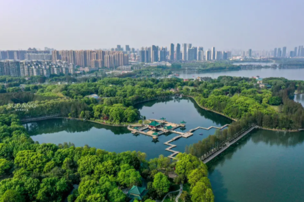 A scenic view of Jiujiang Gongnong Gemingjun Yituan Jiuzhi