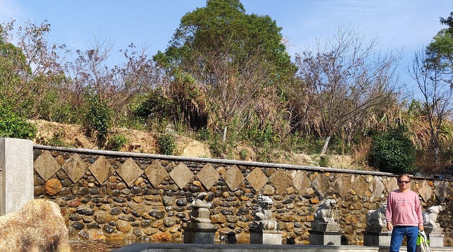 A scenic view of Jiujiang Guanyinqiao
