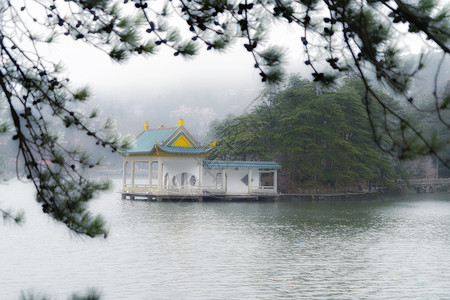 A scenic view of Jiujiang Lushan Cijingting