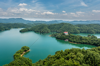 A scenic view of Jiujiang Lushan Yubeiting