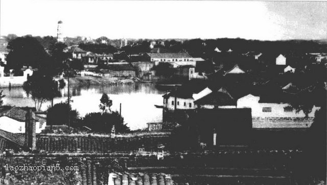 A scenic view of Jiujiang Tongwen Shuyuan