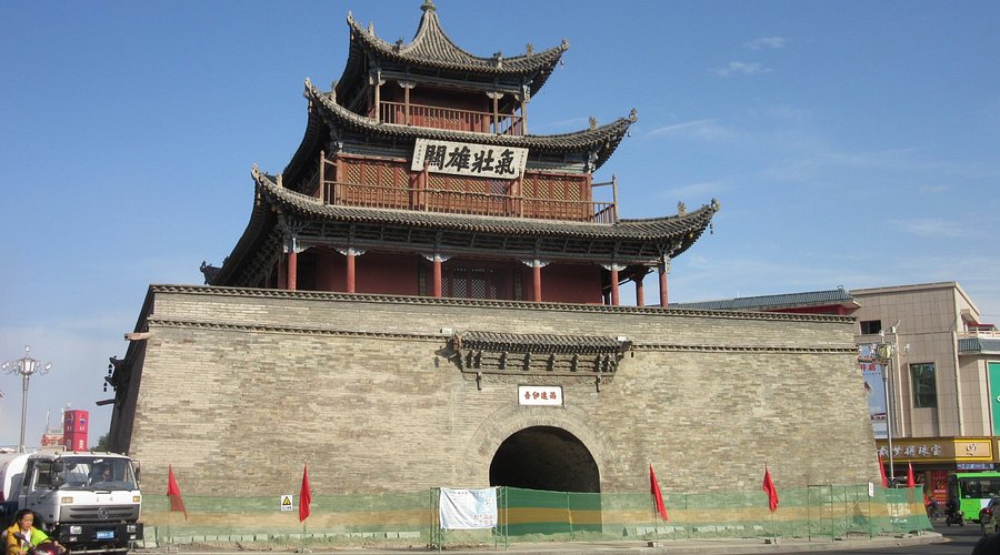 A scenic view of Jiuquan Gulou