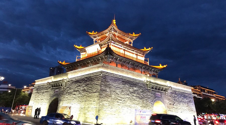 A scenic view of Jiuquan Gulou