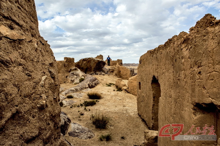A scenic view of Jiuquan Mazongshan Yukuan Yizhi