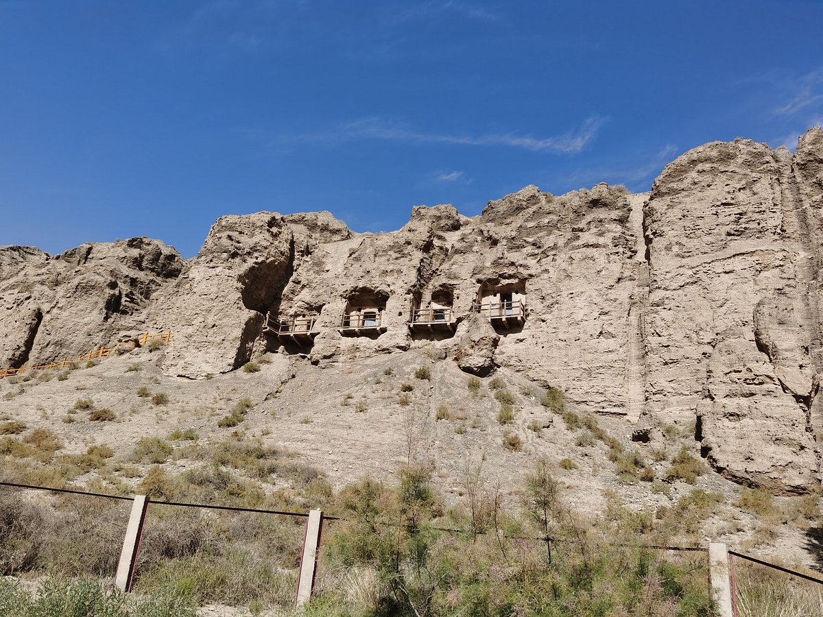 A scenic view of Jiuquan Wugemiao Shiku