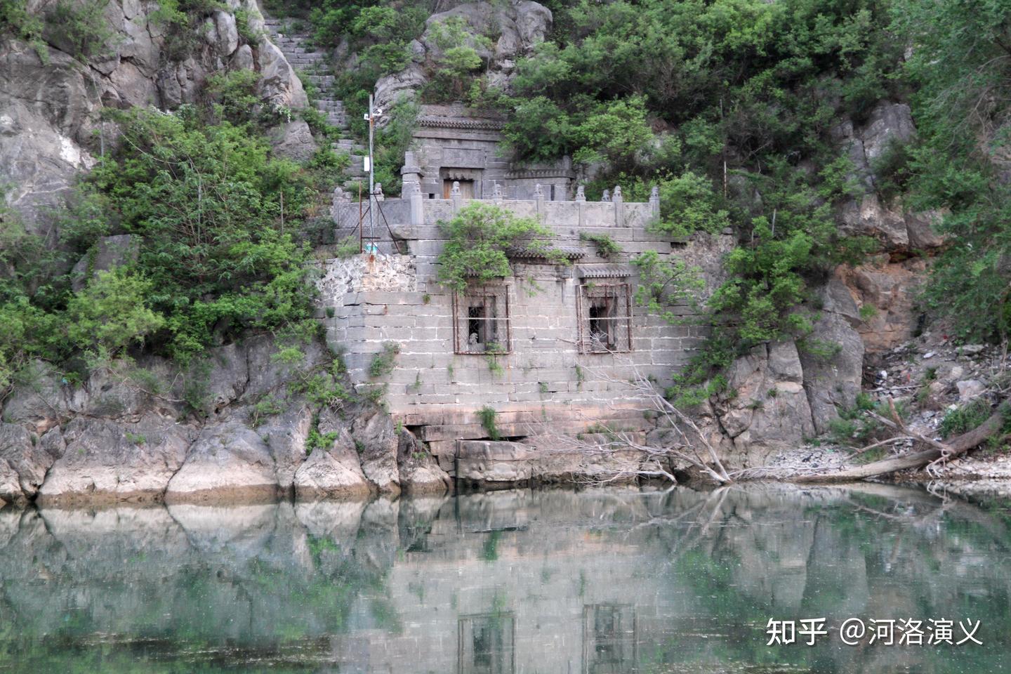 A scenic view of Jiyuan Wulongkougudaishuilishishi