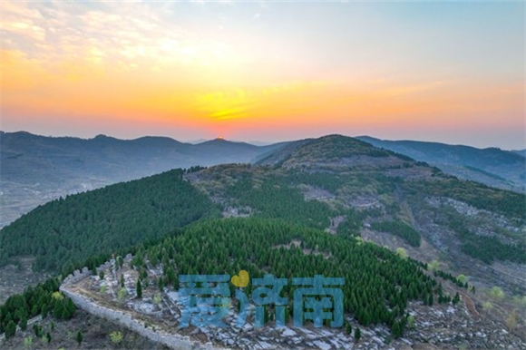A scenic view of Jiyuan Zhiguogucheng