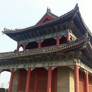 A scenic view of Kaifeng Dongdasi