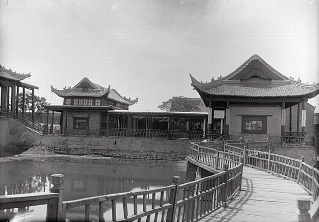 A scenic view of Kaifeng Guogonghuangheguitanpanjiuzhi