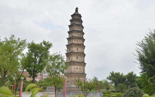 A scenic view of Kaifeng Weishixingguosita