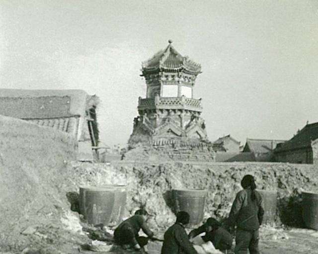 A scenic view of Kaifeng Yanqingguan