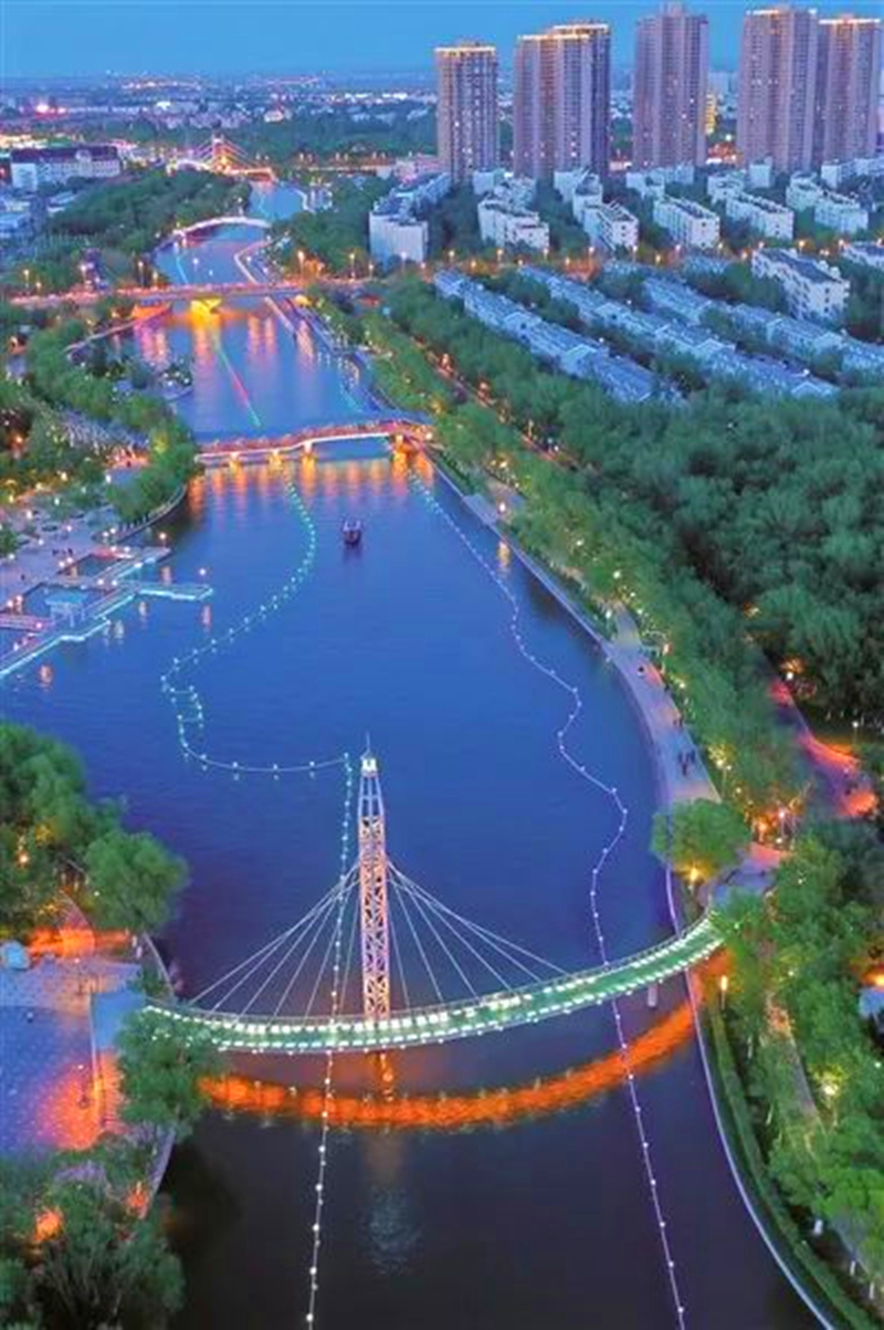 A scenic view of Karamay Xinjiang Diyikou Youjing