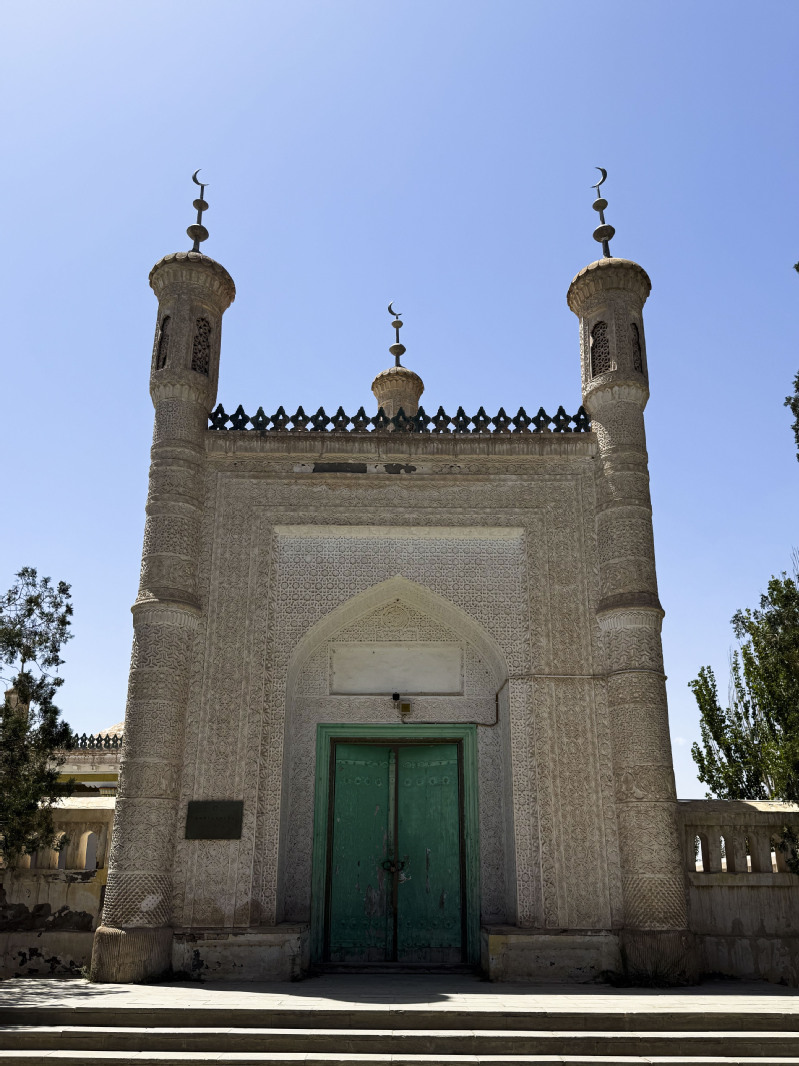 A scenic view of Kashgar Mahemude Kashigali Mu