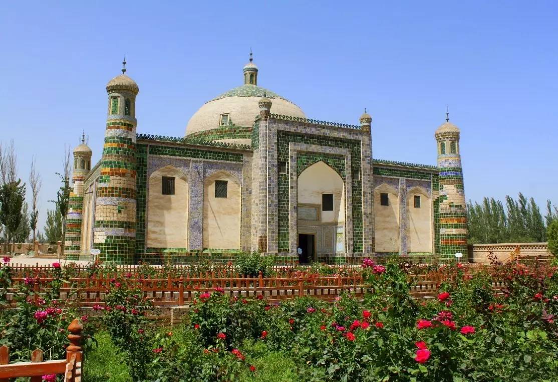 A scenic view of Kashgar Yeerqiang Han Wangling