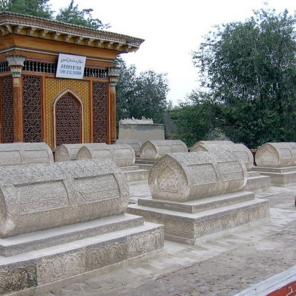 A scenic view of Kashgar Yeerqiang Han Wangling