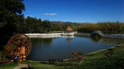 A scenic view of Kunming Dangui Cun Zhongyang Hongjun Zongbu Zhudi Jiuzhi Jinshajiang Jiaoping Dukou
