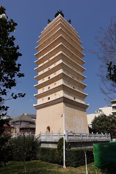 A scenic view of Kunming Huiguangsi Ta He Changlesi Ta