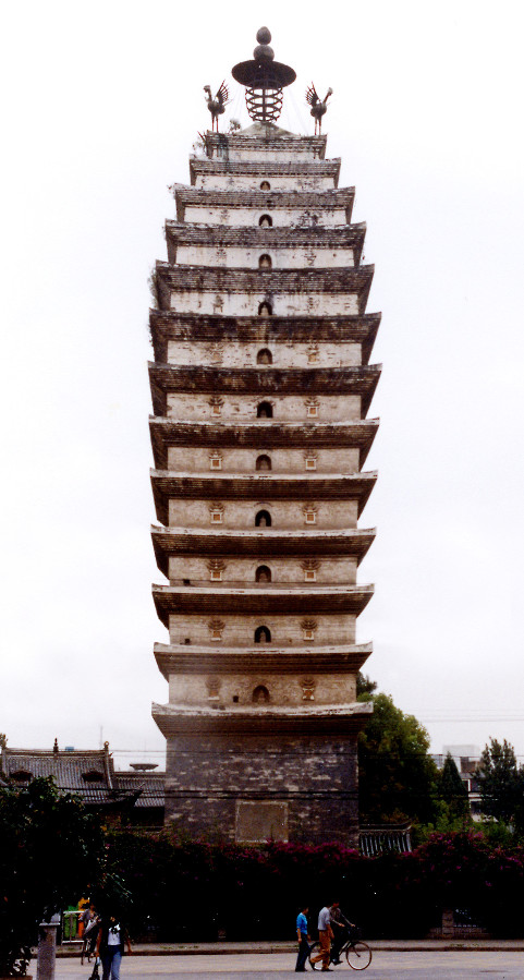 A scenic view of Kunming Huiguangsi Ta He Changlesi Ta