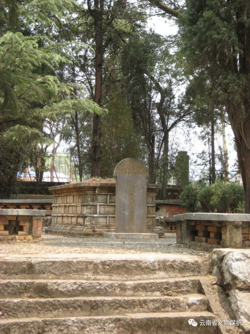 A scenic view of Kunming Saidianchi Shansiding Mu