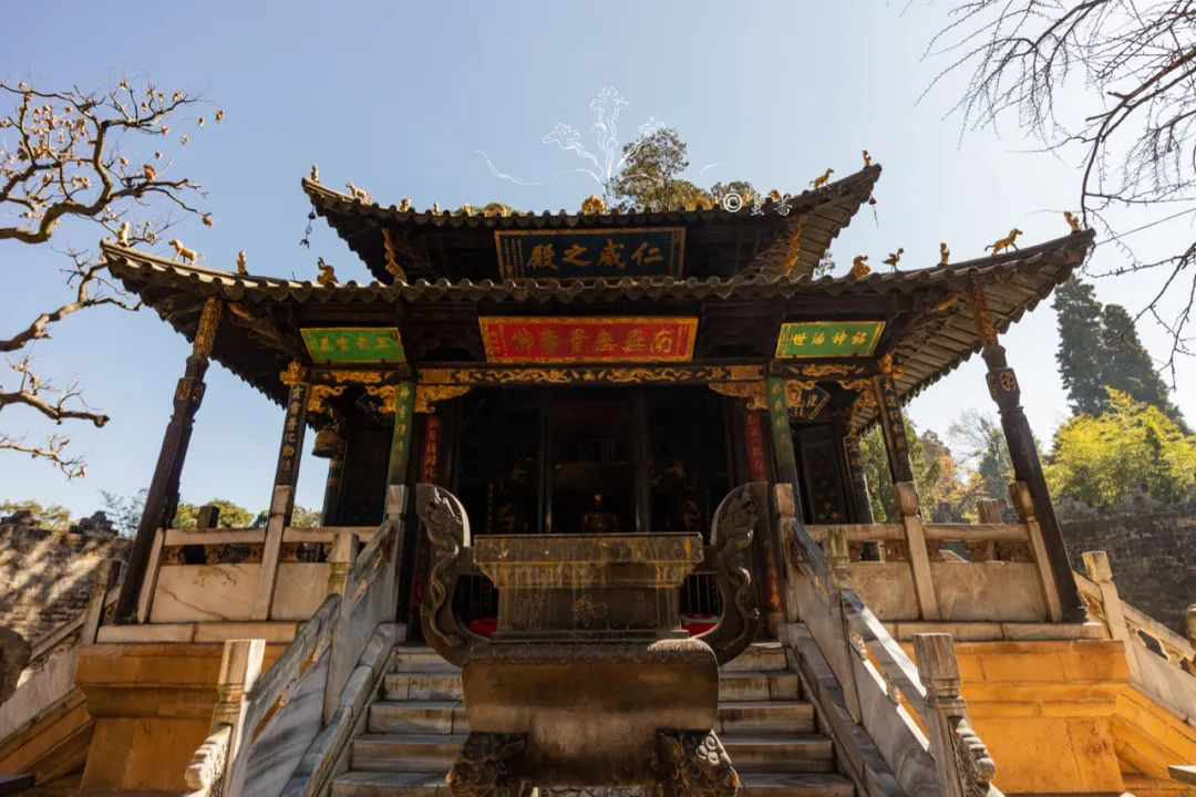 A scenic view of Kunming Taihegong Jindian