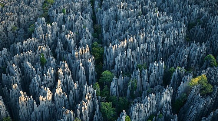 A scenic view of Kunming Wangrenqiu Bei