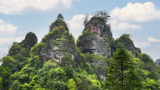 A scenic view of Kunming Wenquan Moya Shikequn