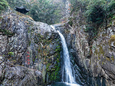 A scenic view of Kunming Wenquan Moya Shikequn