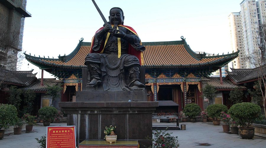 A scenic view of Kunming Zhenqingguan Gujianzhuqun