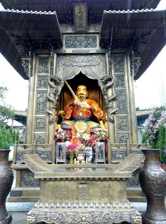 A scenic view of Kunming Zhenqingguan Gujianzhuqun