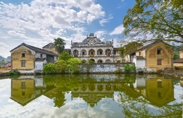 A scenic view of Laibin Wuxuan Guoshi Zhuangyuan