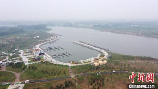 A scenic view of Langfang Grand Canal