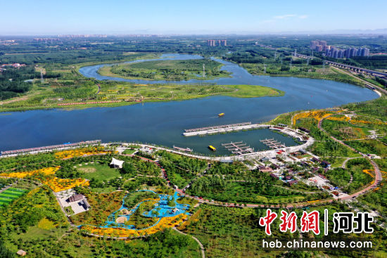 A scenic view of Langfang Grand Canal