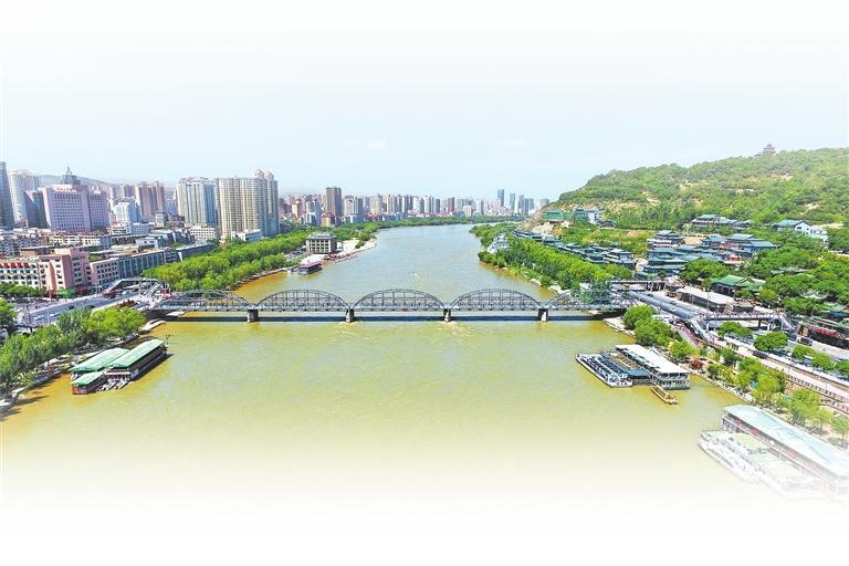 A scenic view of Lanzhou Huanghe Tieqiao