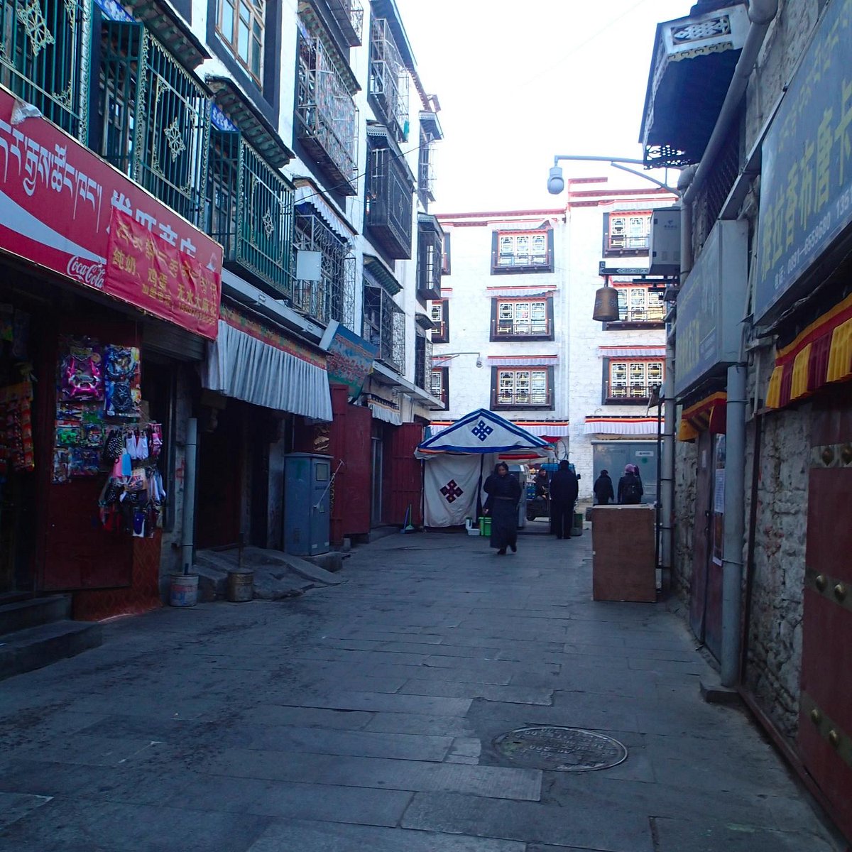 A scenic view of Lasa Bangdacang