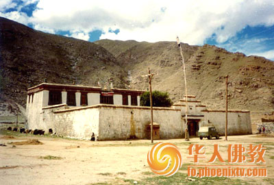 A scenic view of Lasa Nietang Zhuomala Kang