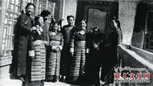 A scenic view of Lasa Sangzhu Pozhang