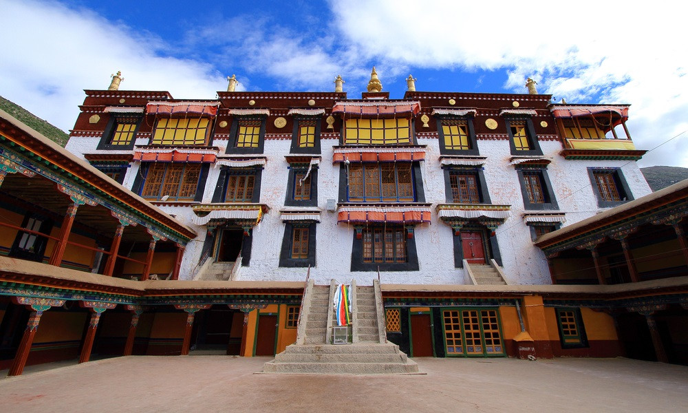 A scenic view of Lasa Zhebangsi