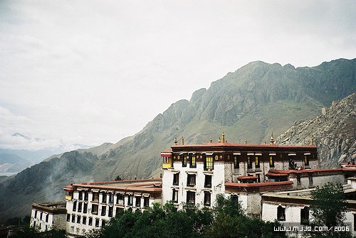 A scenic view of Lasa Zhebangsi